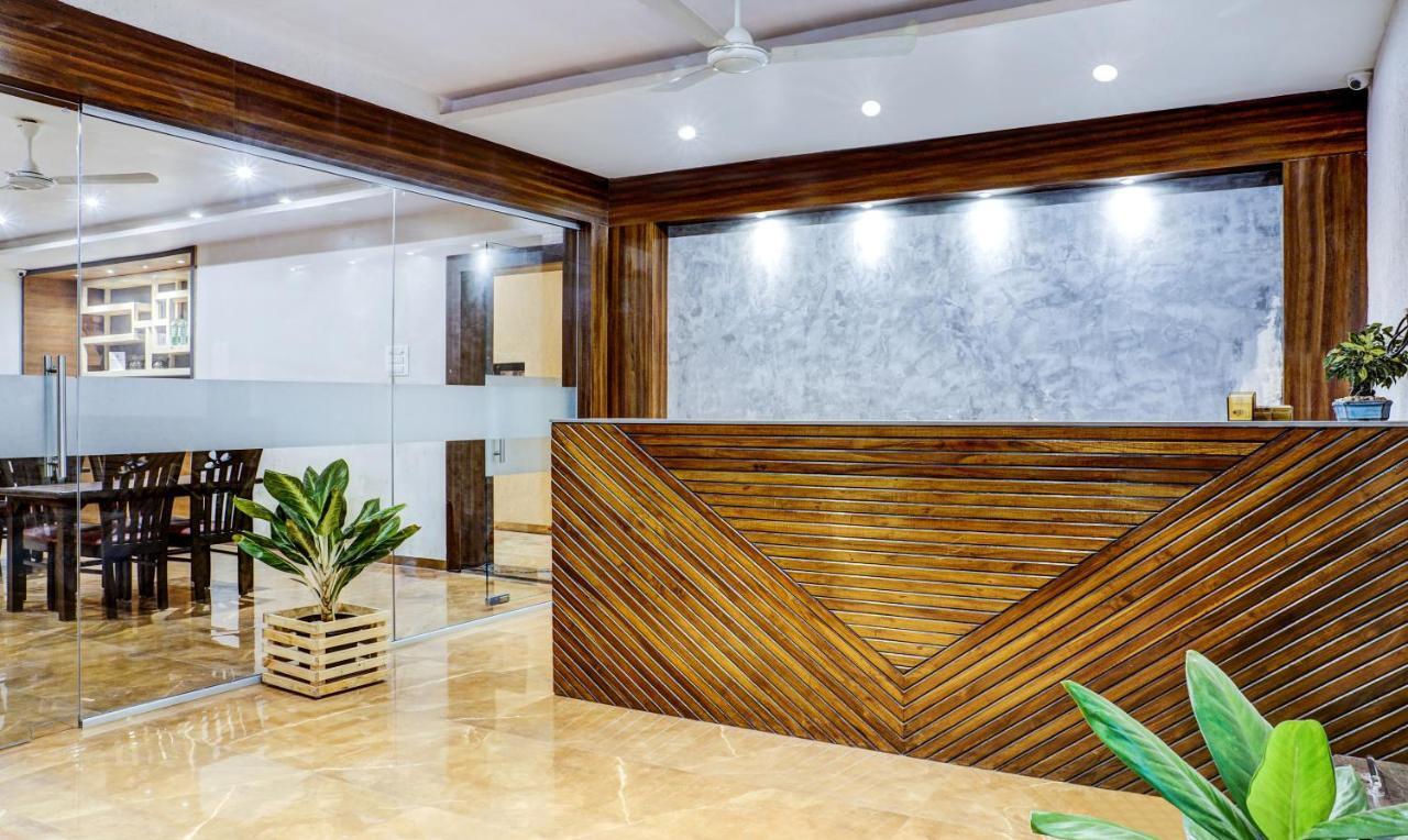 Treebo Trip Seven Olives Andheri Bombaim Exterior foto